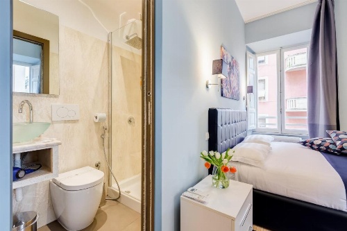 Easy Budget Colosseo image 38